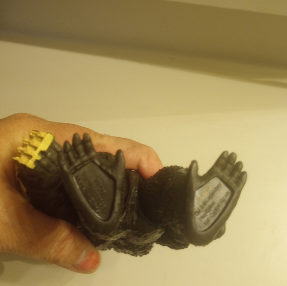 King Kong With Beast Glove Godzilla Vs. Kong Action Figure - Picture 6 of 6